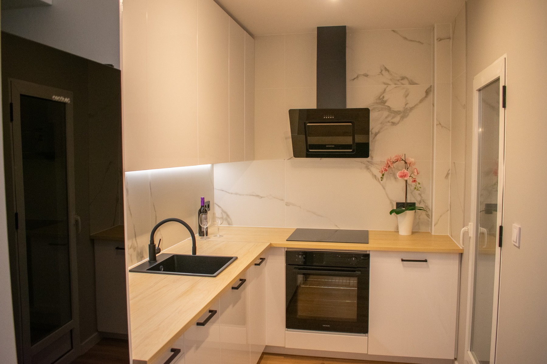 gallery image 2 of 