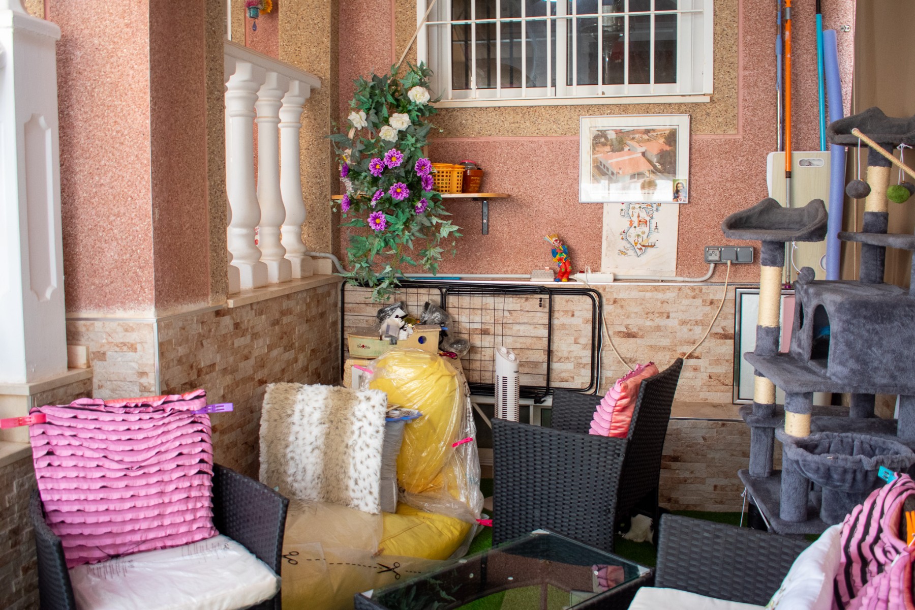gallery image 3 of 
