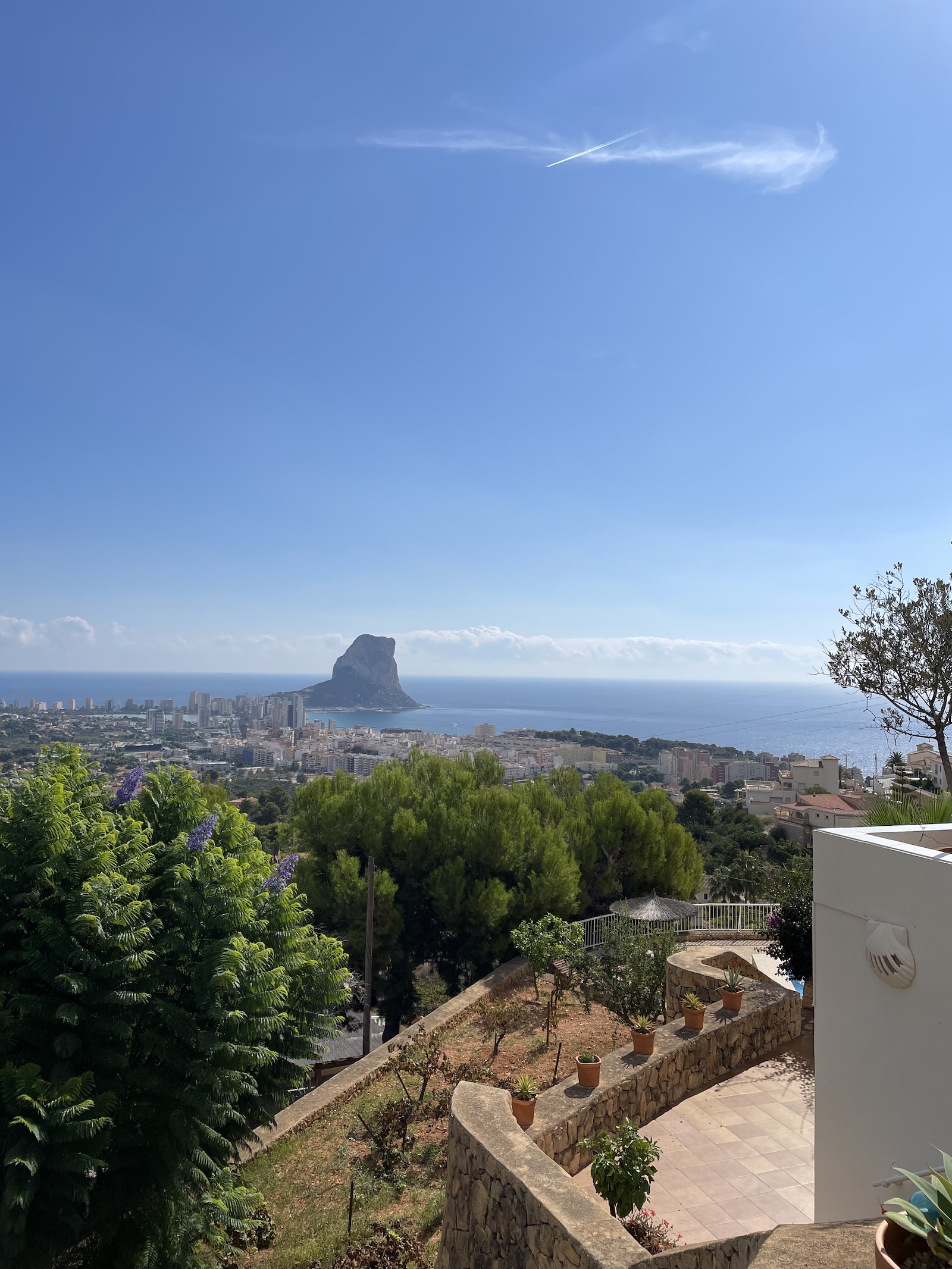 gallery image 2 of Exceptional 5-Bed Villa with Panoramic Calpe Views
