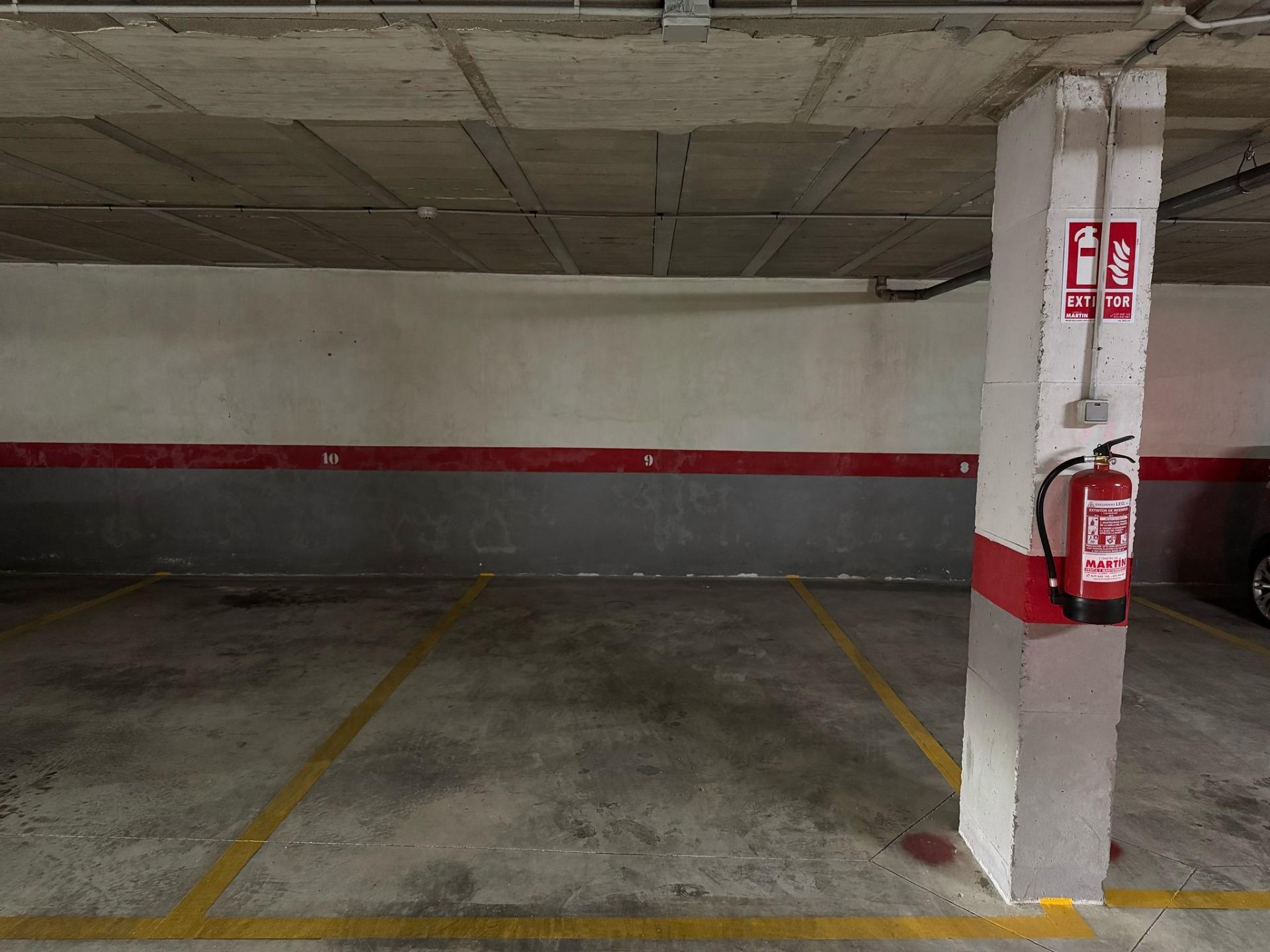 gallery image 1 of Secure Parking Space in Central Torrevieja