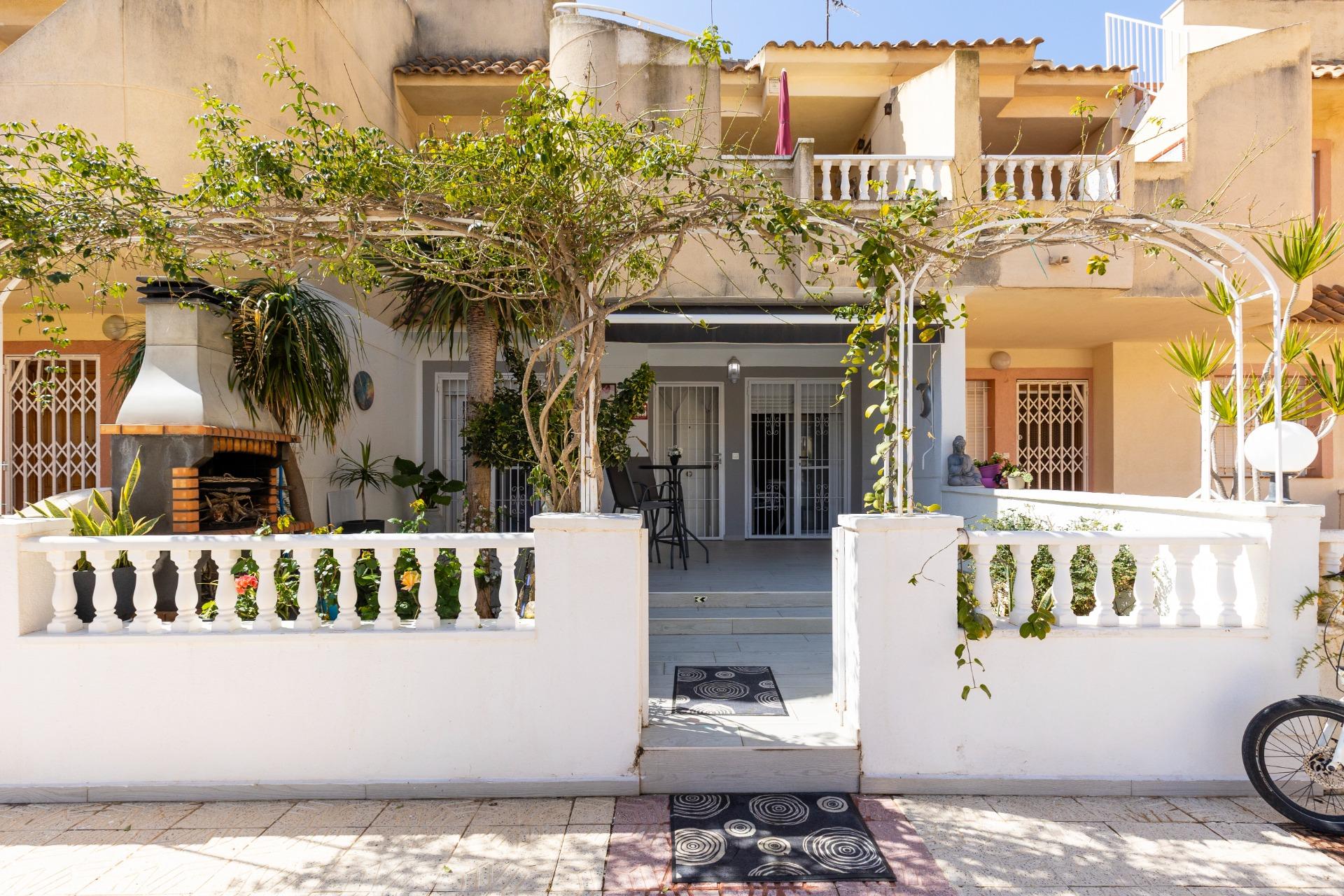 gallery image 4 of Renovated Ground Floor Bungalow, Guardamar