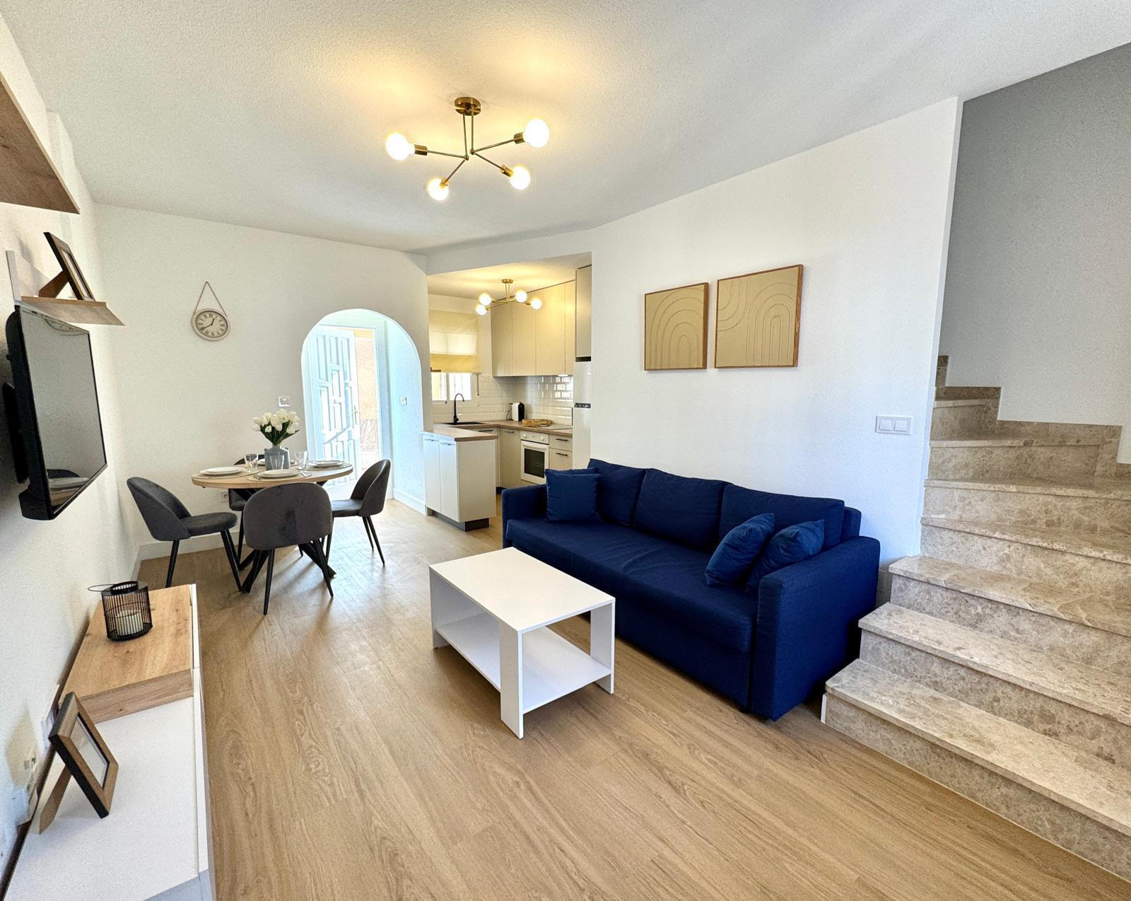 gallery image 3 of Renovated 2-Bed Apartment with Solarium, Villamartín