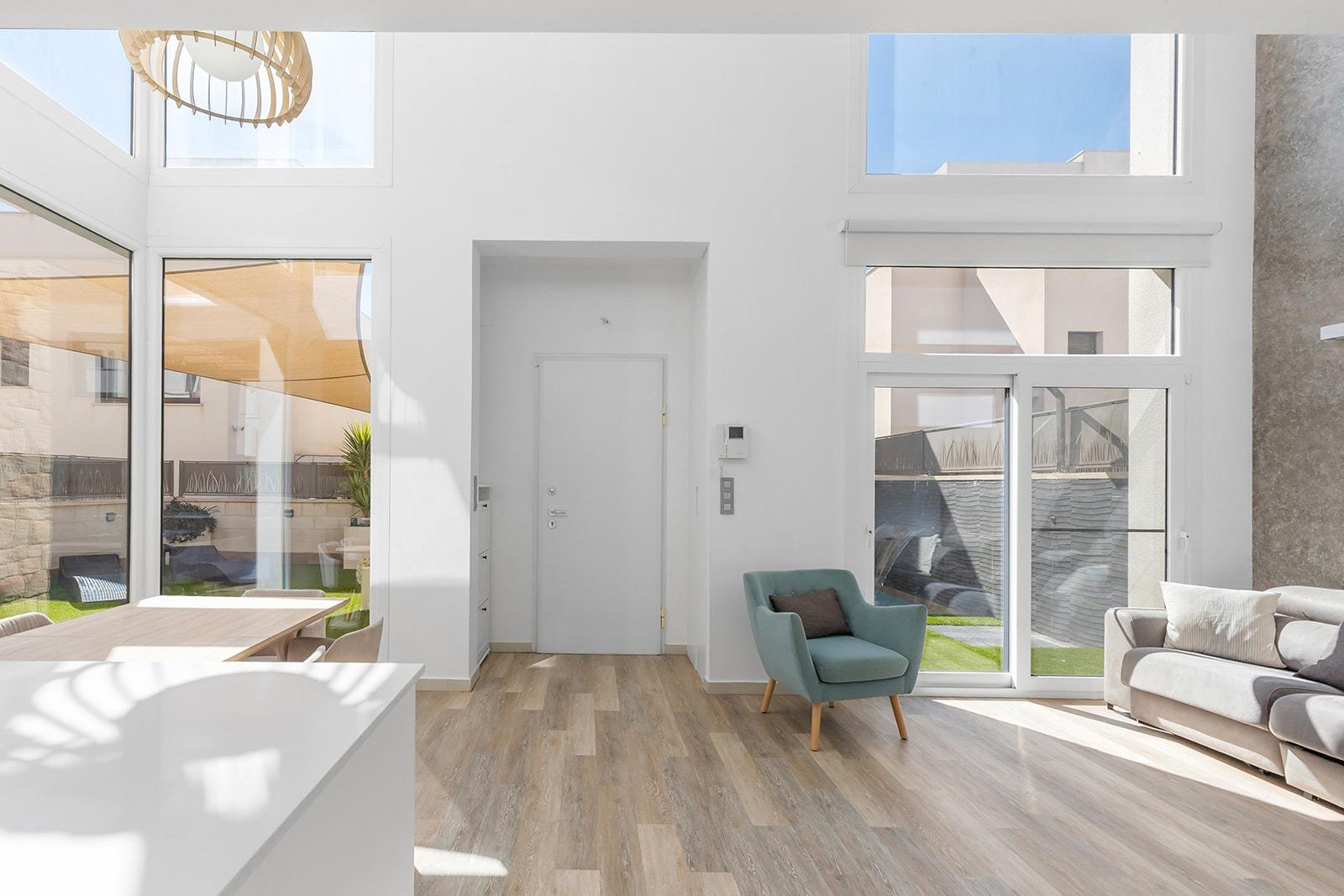 gallery image 1 of Modern Villa with Pool in Pueblo Bravo