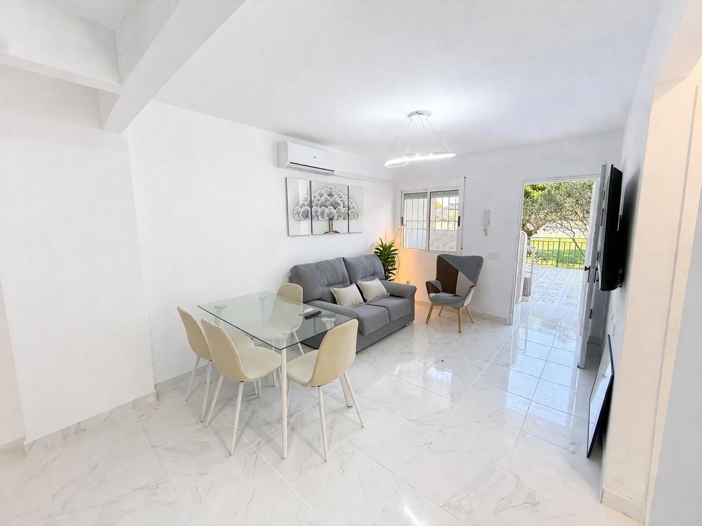 gallery image 1 of Renovated 2-Bed Apartment with Pool in Torrevieja