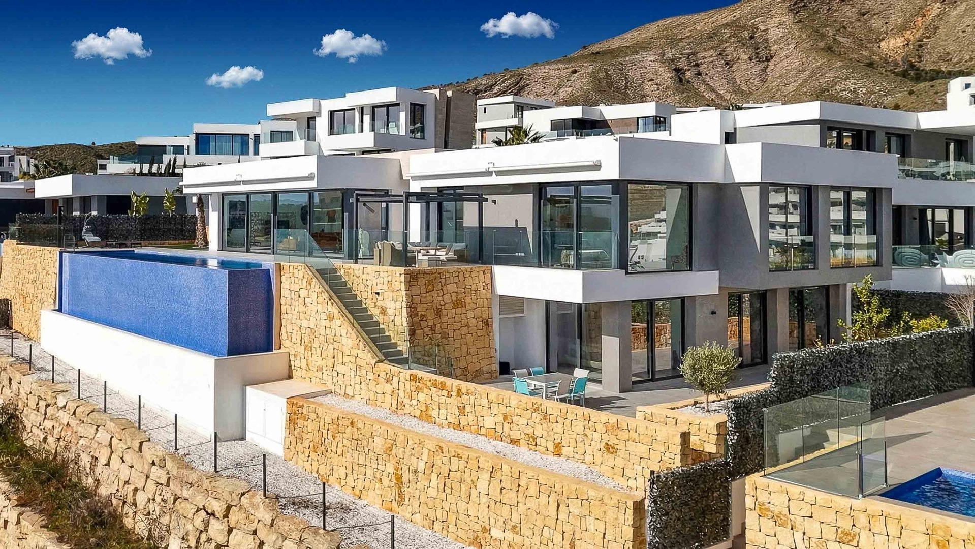 gallery image 2 of Luxury Contemporary Villa with Sea Views in Finestrat