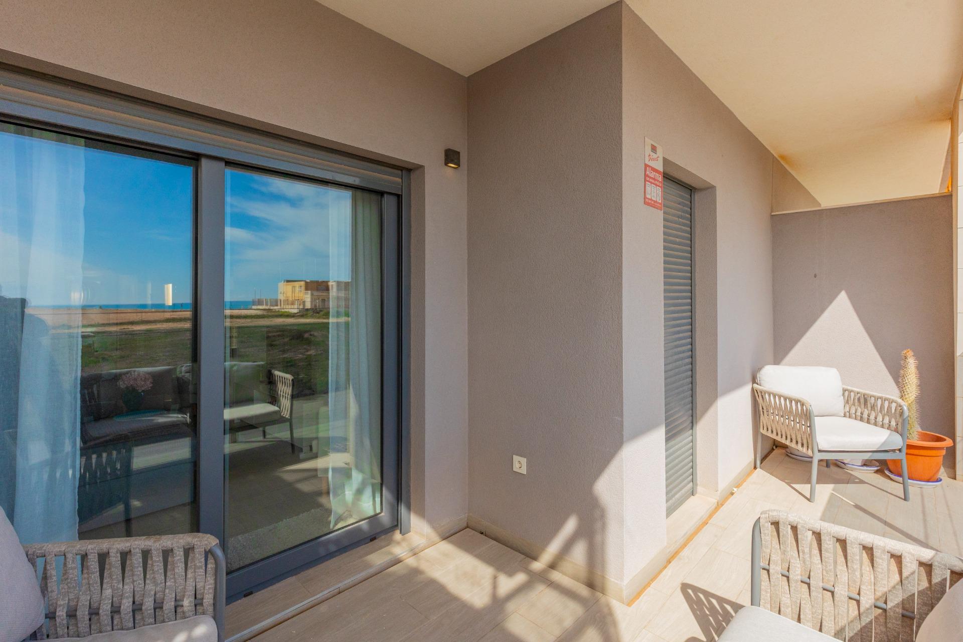 gallery image 4 of Luxury Apartment Near Playa de los Locos, Torrevieja