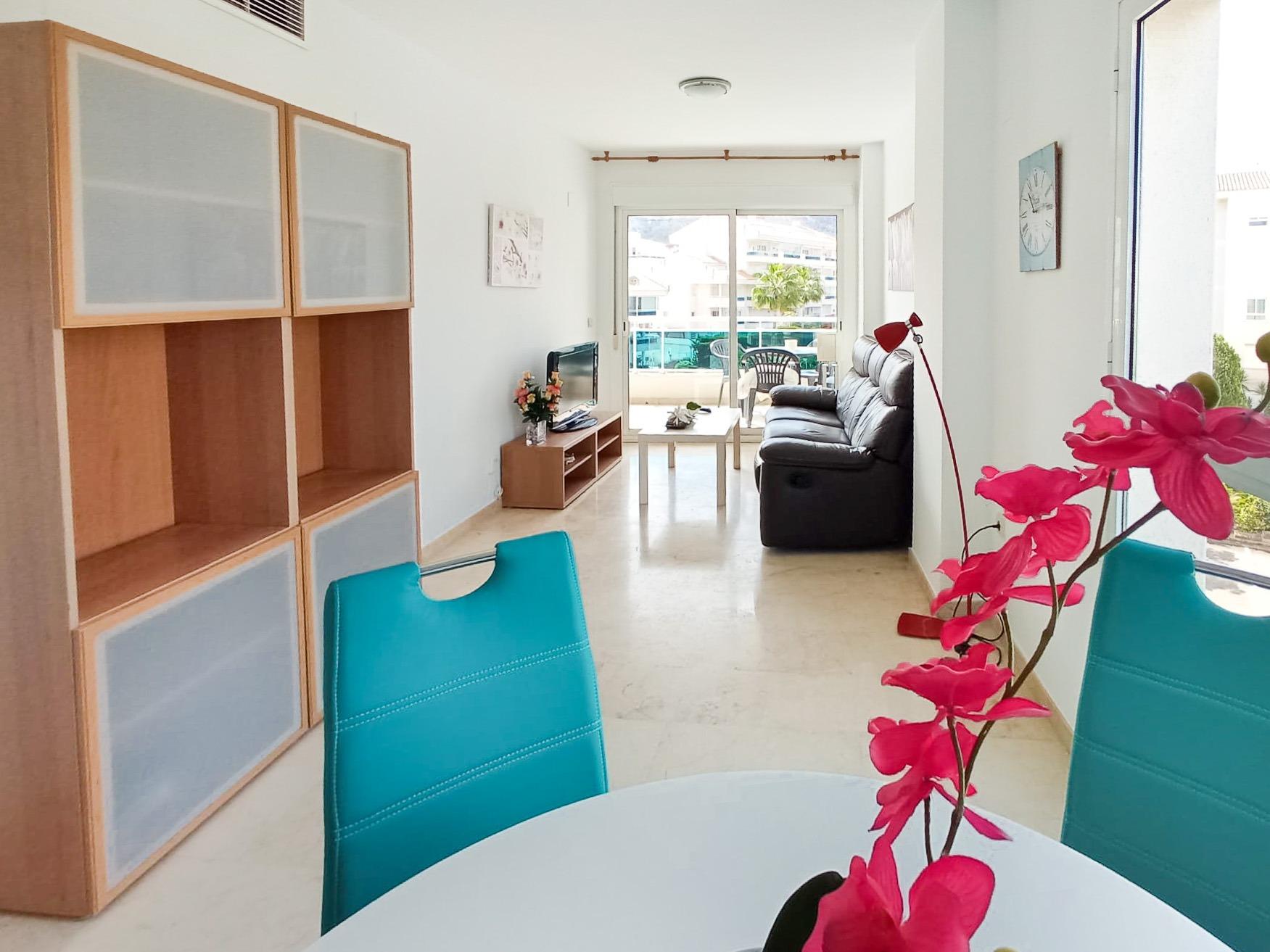 gallery image 3 of Elegant Corner Apartment in Albir with Sea Views