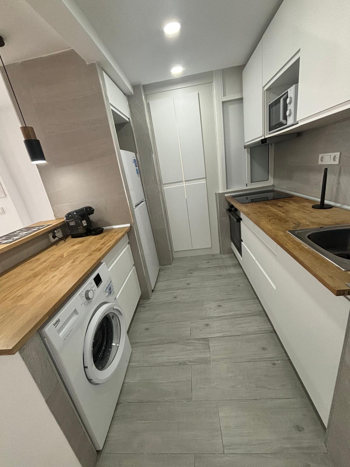 gallery image 1 of Renovated Apartment with Sea Views in Torrevieja