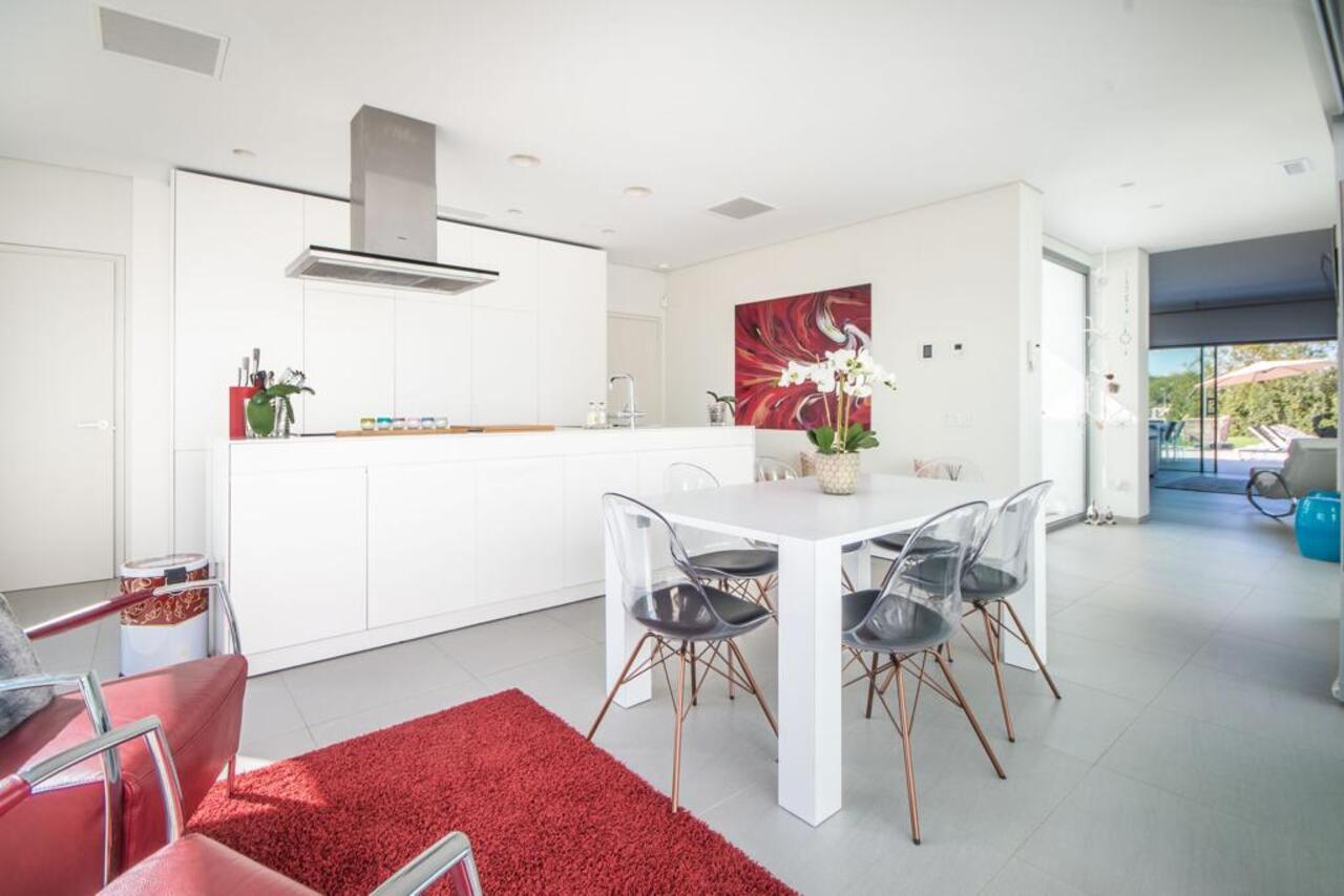 gallery image 3 of Luxury 4-Bed Villa Las Colinas Golf