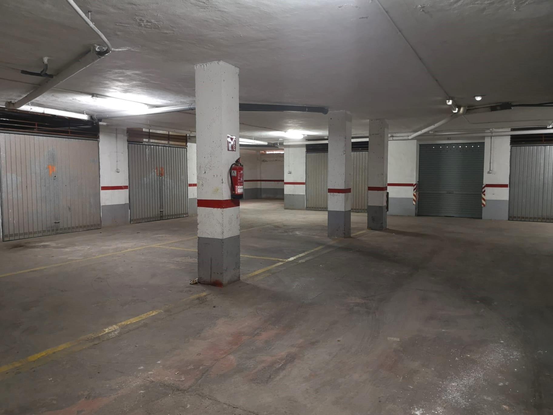 gallery image 3 of Parking Space in Torrevieja