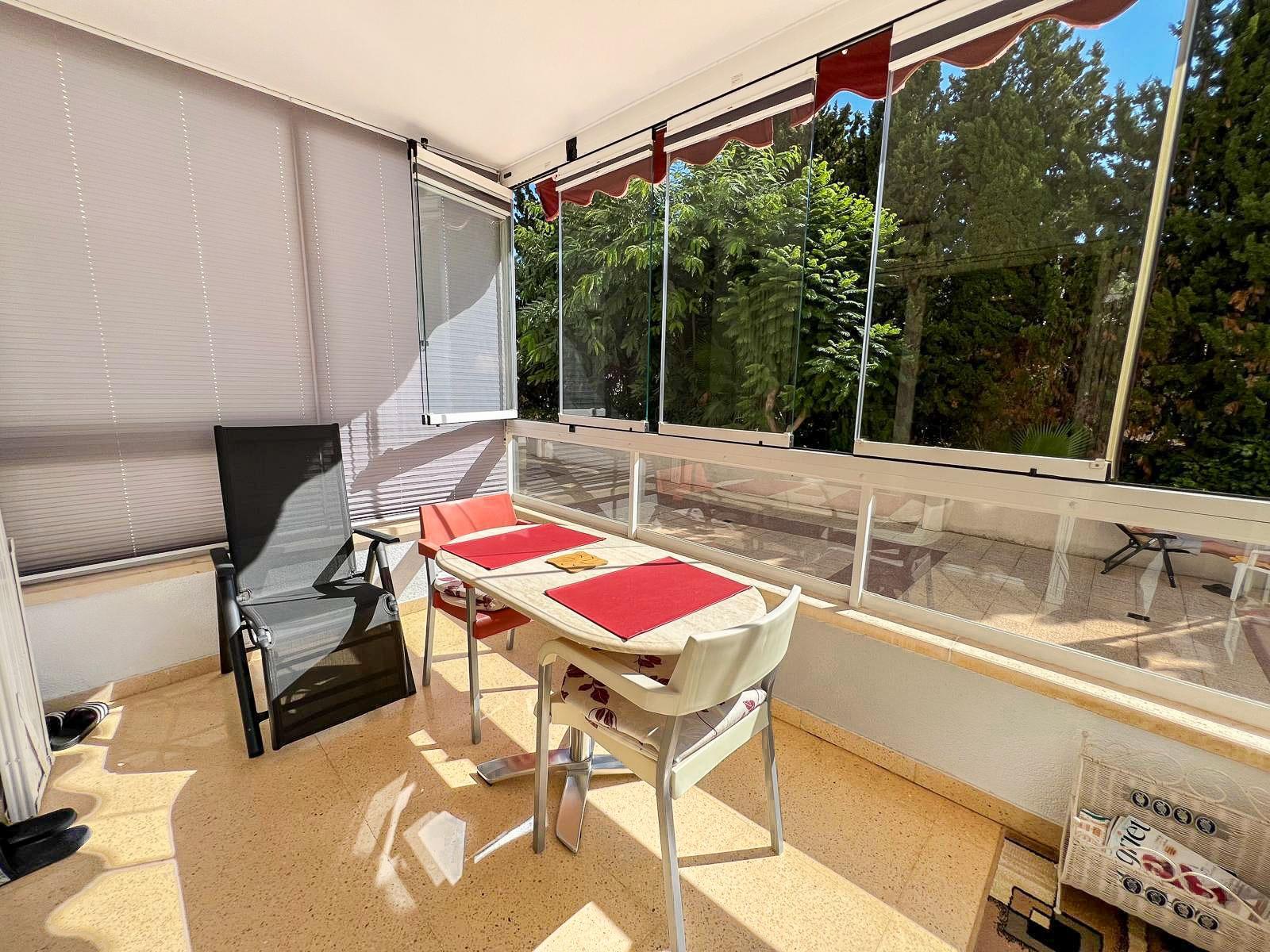 gallery image 2 of Charming Ground Floor Apartment Near Albir Beach