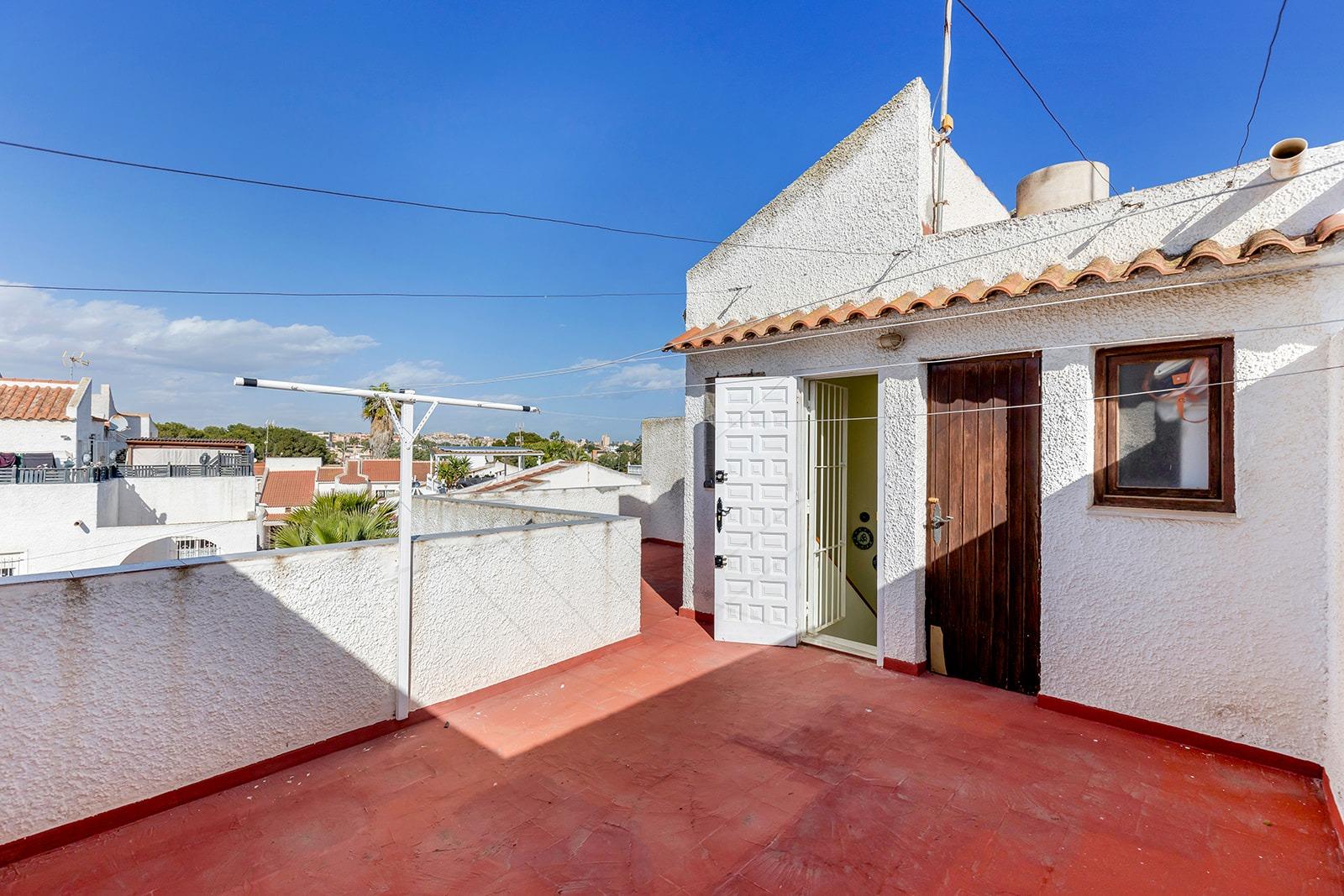 gallery image 3 of Townhouse in Residencial Calas Blancas – 6 Bedrooms - Only 500m from Playa del Cura 🏖️