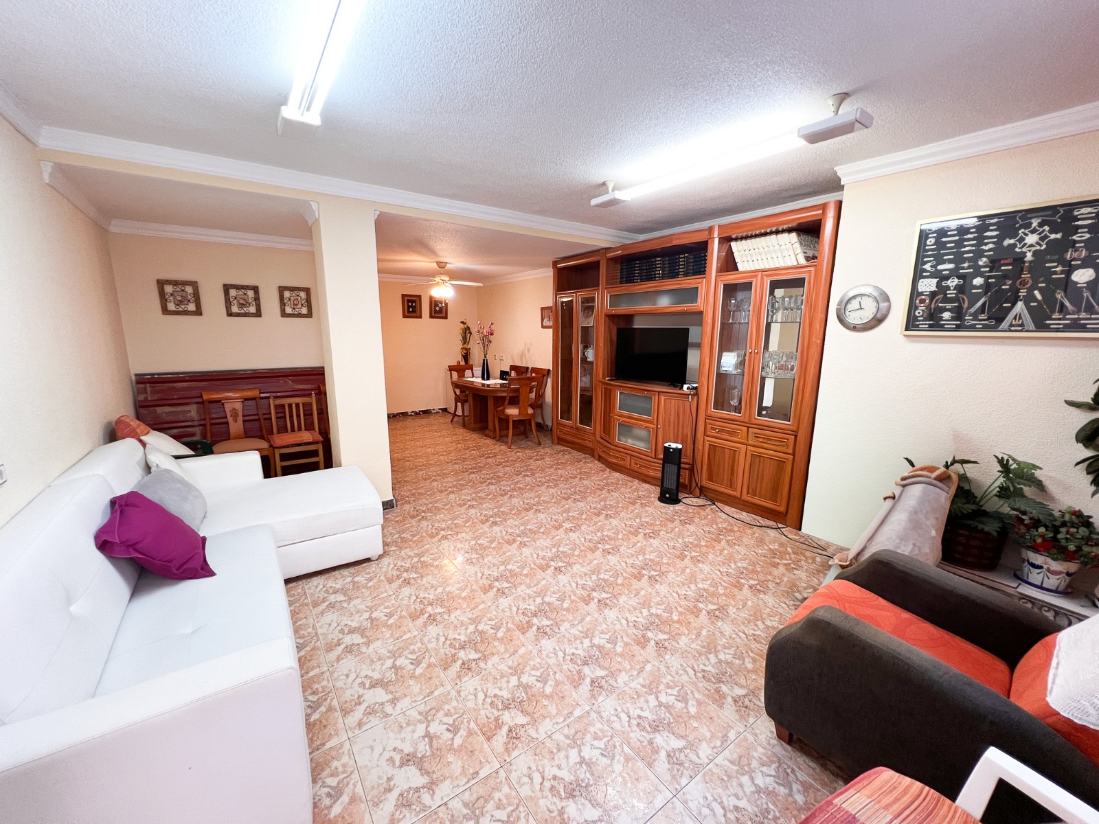 gallery image 3 of 