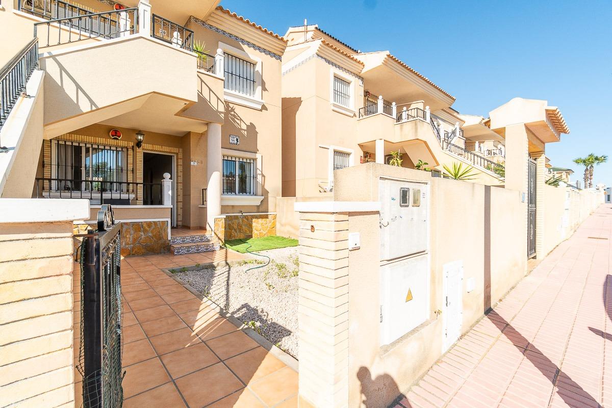 gallery image 1 of Charming Bungalow with Pool Access, Orihuela Costa