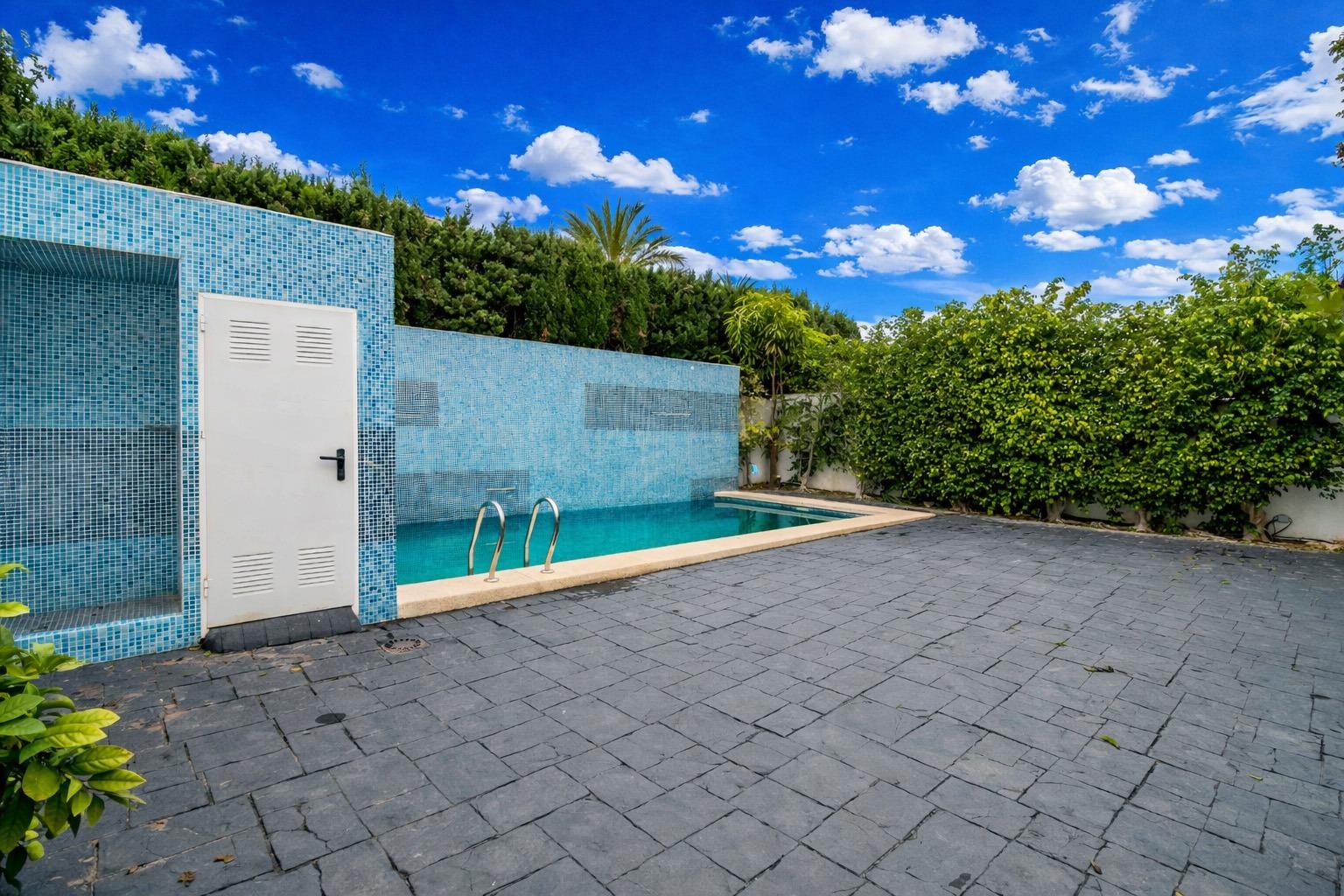 gallery image 4 of Renovated Semi-Detached Chalet with Pool in Albir