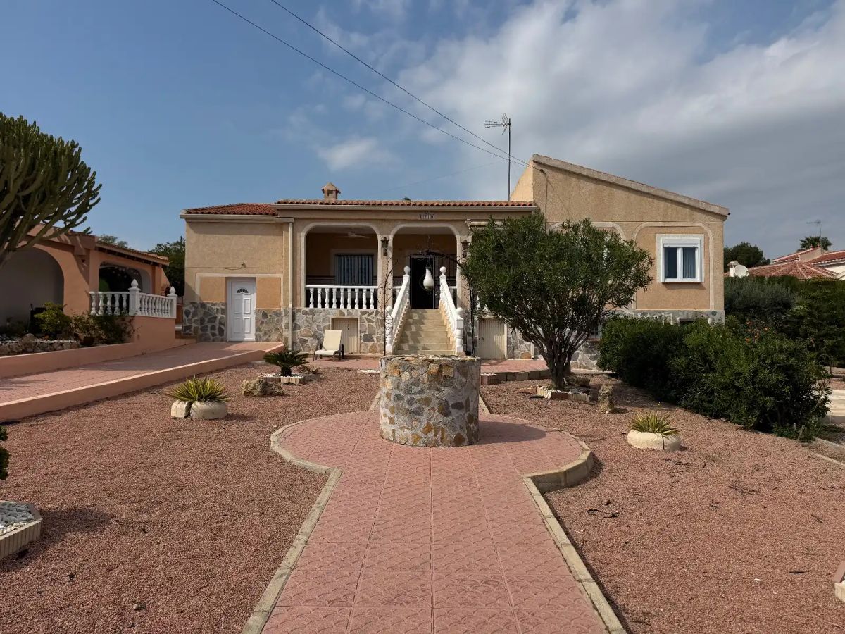 gallery image 2 of DETACHED_VILLA - Ciudad Quesada