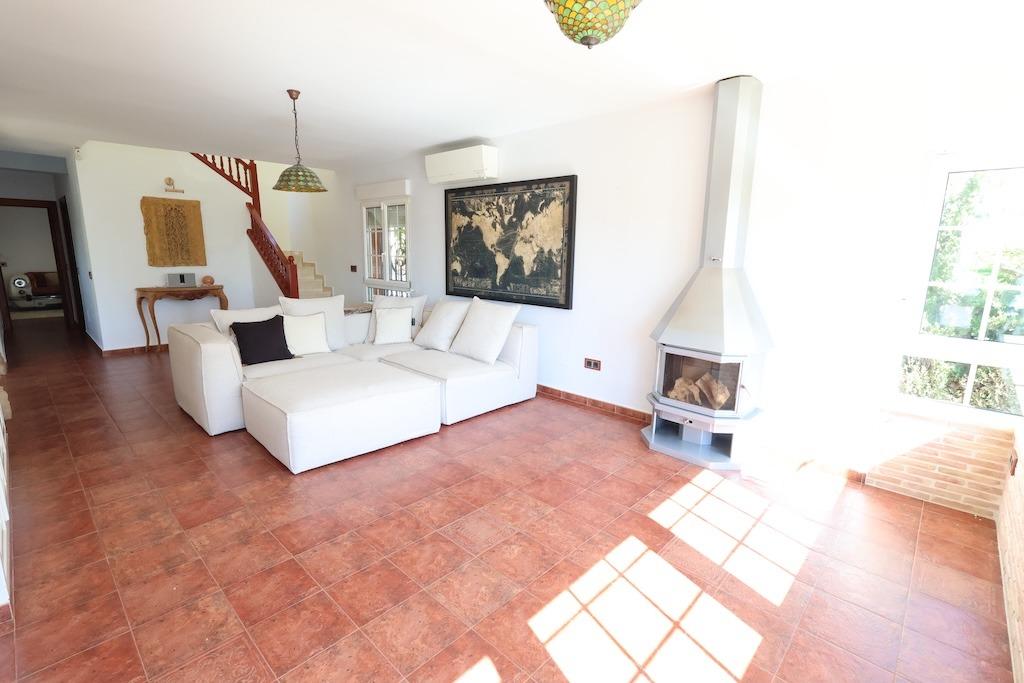gallery image 1 of Luxury Villa Near Villamartín Golf Course