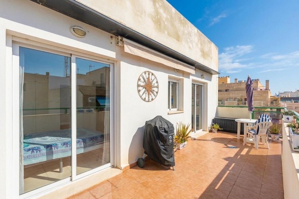 gallery image 2 of Penthouse with Large Terrace near Playa Los Locos