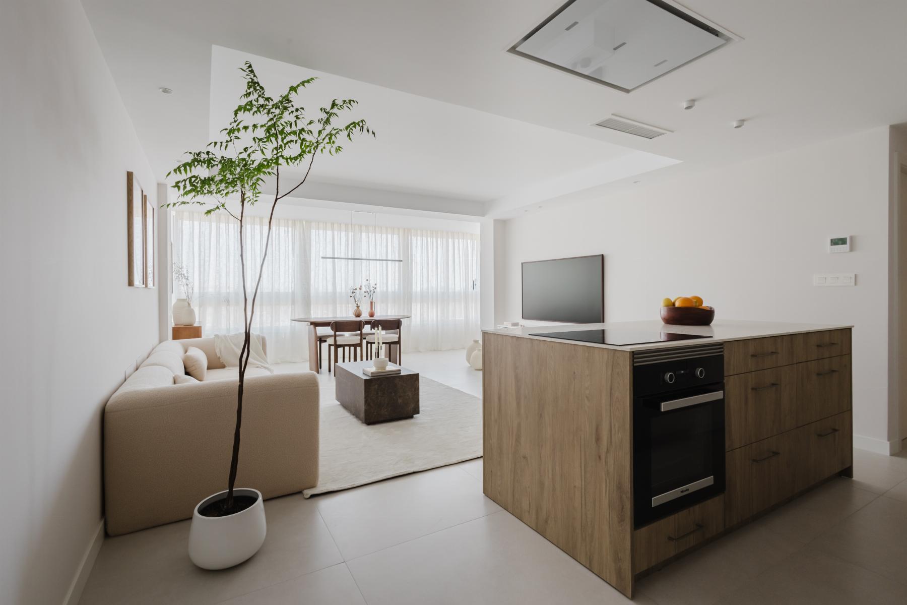 gallery image 1 of Luxury Seafront Apartment in Torrevieja