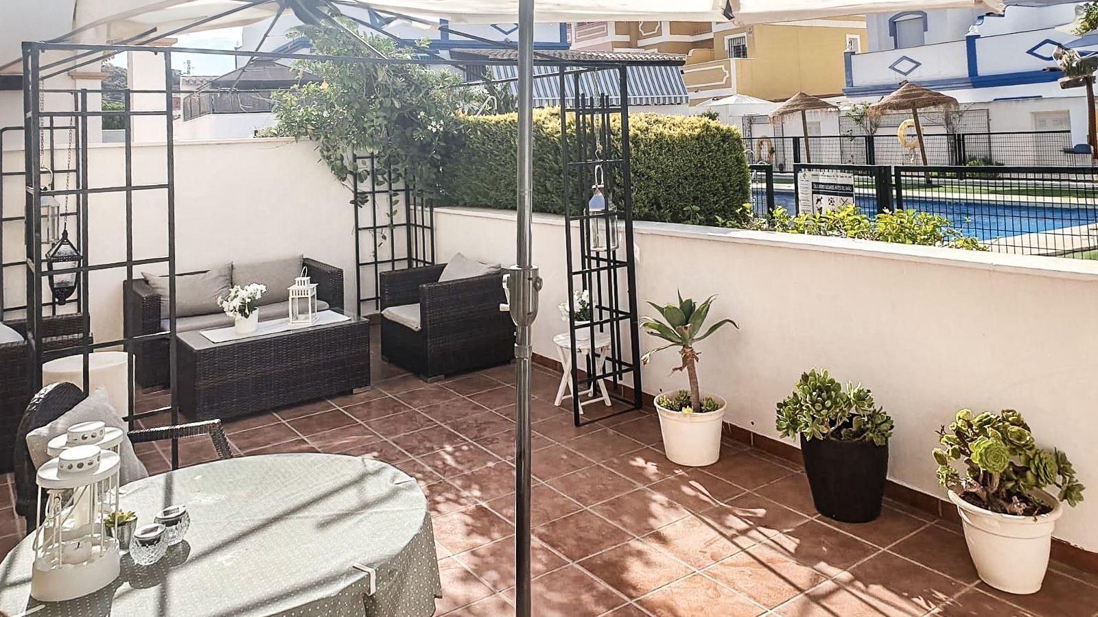 gallery image 2 of Charming Corner Townhouse Near San Juan Beaches