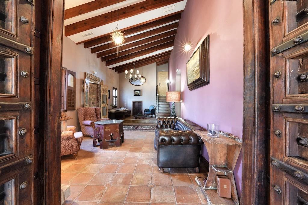 gallery image 3 of Luxury Lakeside Villa with Business Potential