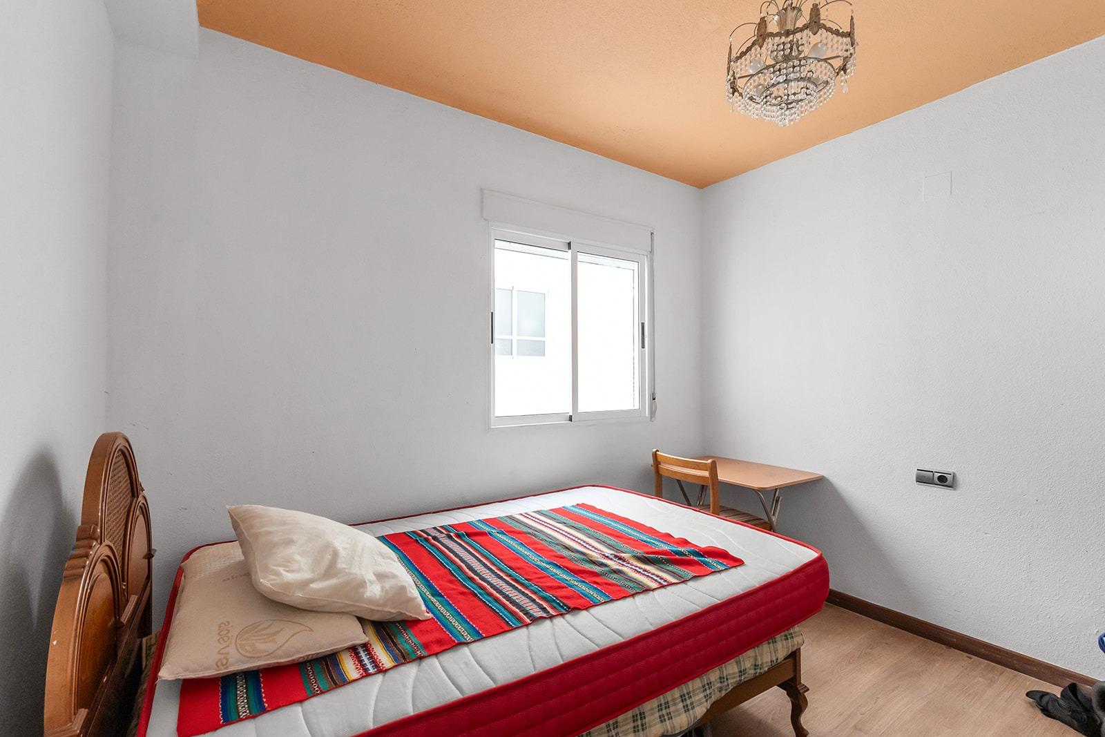 gallery image 4 of SOUTH Opportunity with 3 bedrooms and 2 bathrooms