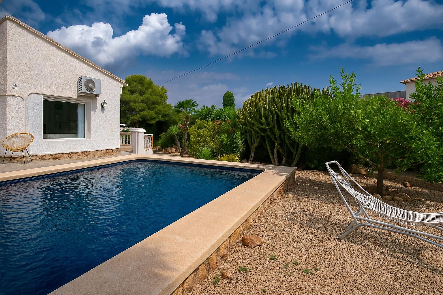 gallery image 1 of Modern Villa with Pool & Mountain Views in Albir