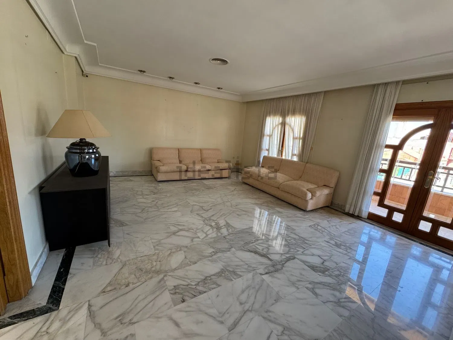 gallery image 2 of Spacious Penthouse with Rooftop Terrace