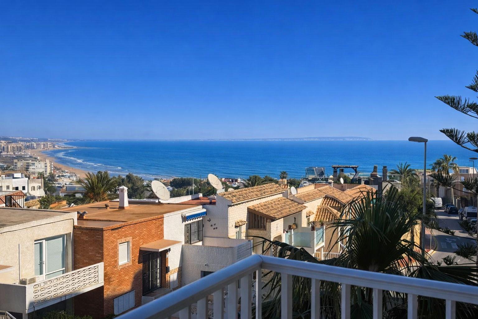 gallery image 1 of Seaside Apartment with Frontal Sea Views in La Mata
