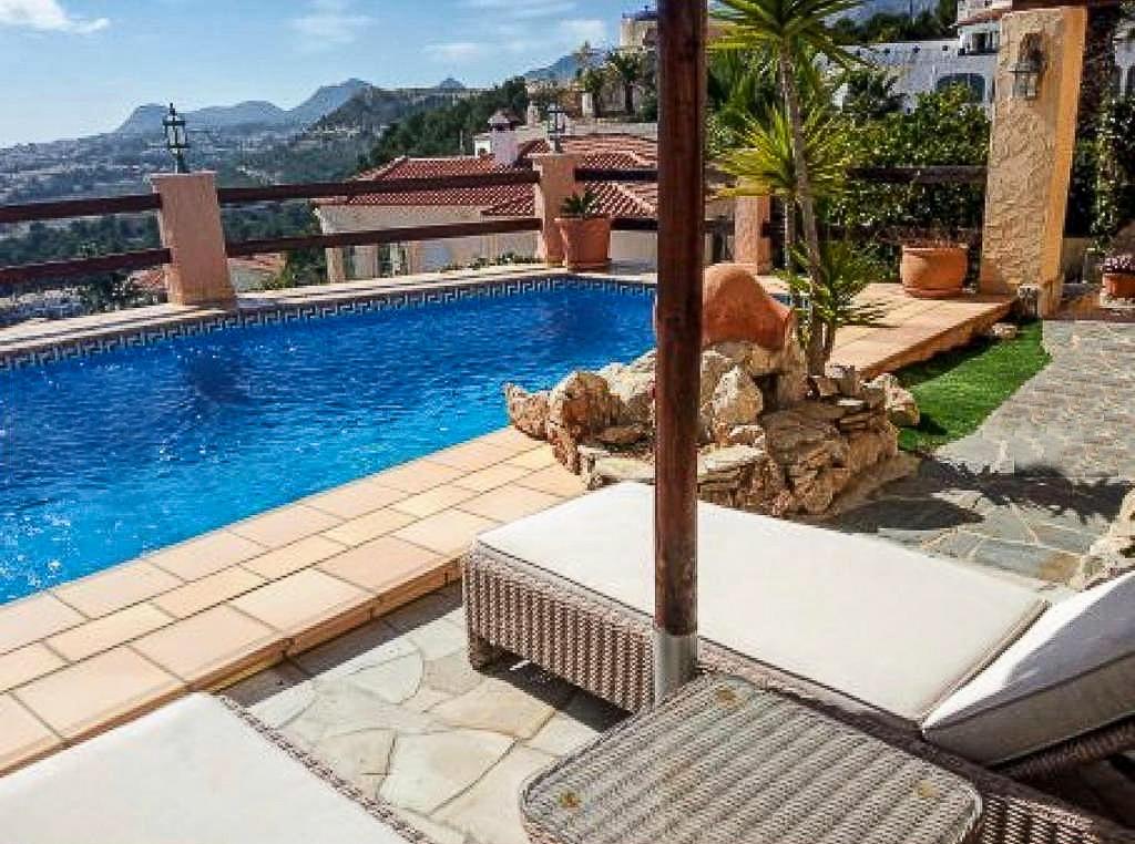 gallery image 3 of Stunning Detached Villa with Sea Views in Alfaz del Pi