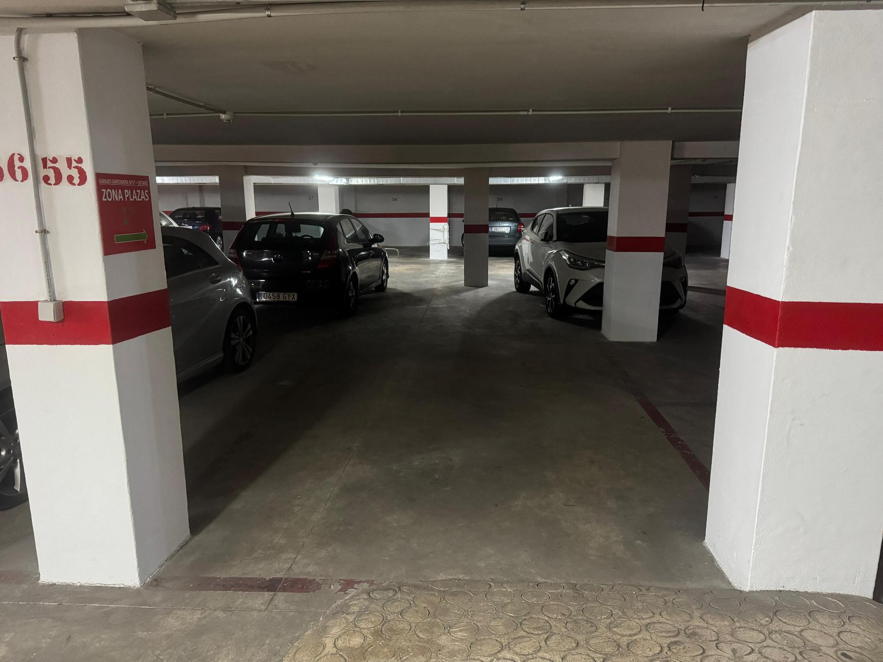 Идеальное парковочное место у пляжей Торревьехи