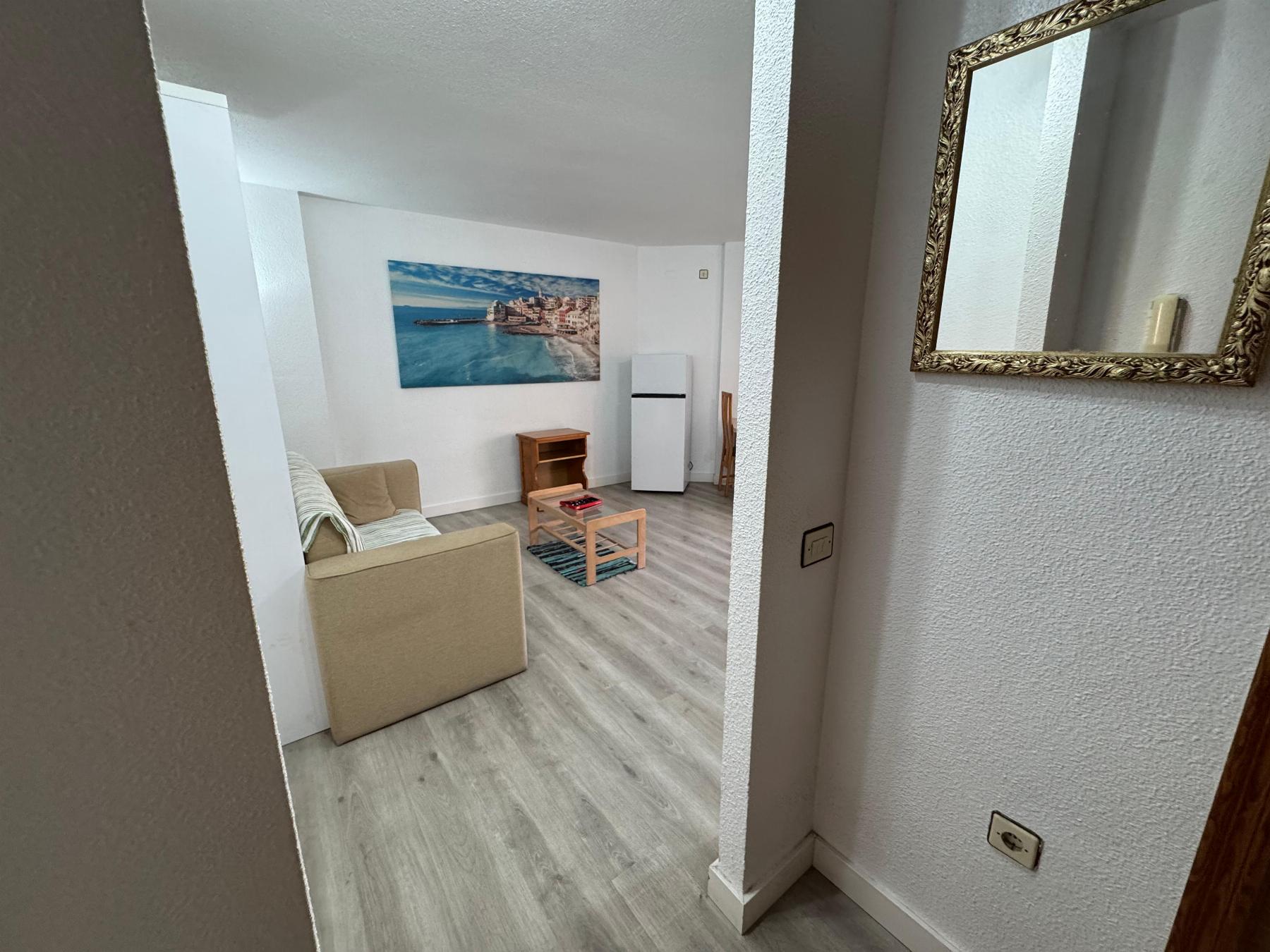 gallery image 4 of Charming Studio 250m from the Sea, Torrevieja