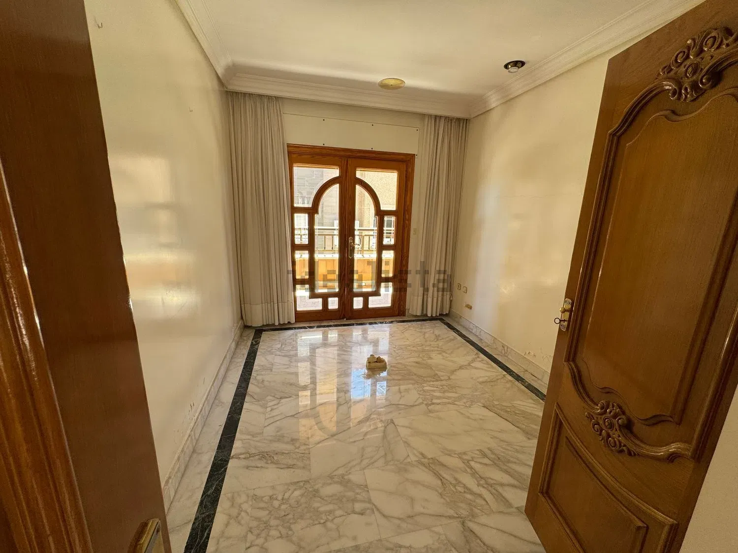 gallery image 3 of Spacious Penthouse with Rooftop Terrace