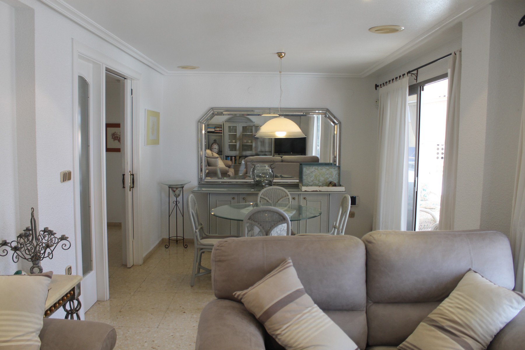 gallery image 3 of 