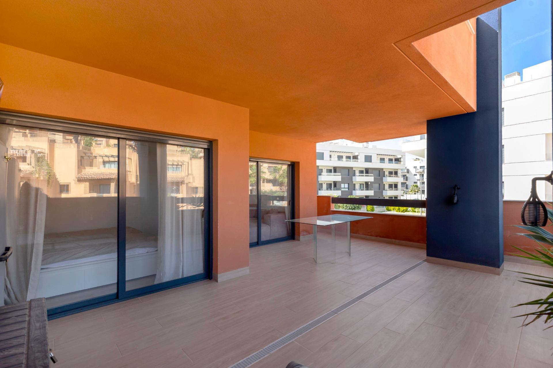 gallery image 1 of Modern Apartment with 35m² Terrace – Palapagolf II