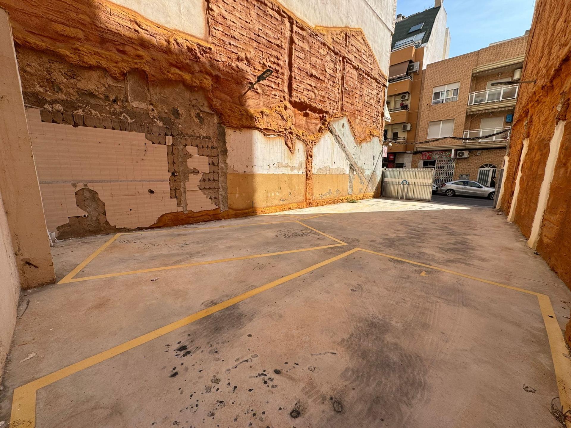 gallery image 2 of PLOT FOR SALE IN THE HEART OF TORREVIEJA