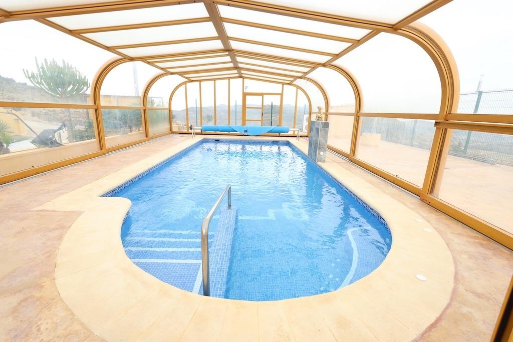 Вилла с 5 спальнями и видом на горы в Фортуне