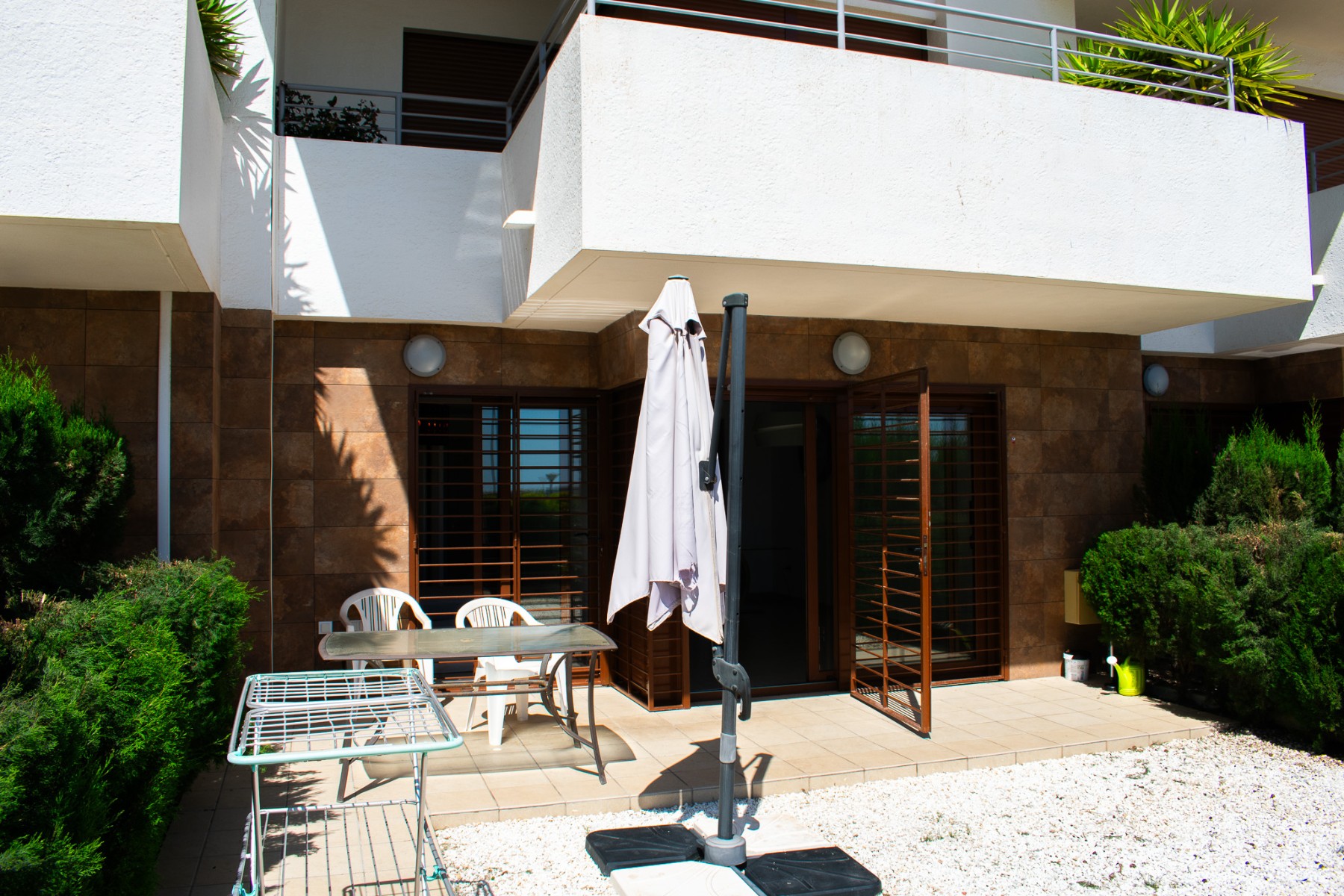 gallery image 2 of 