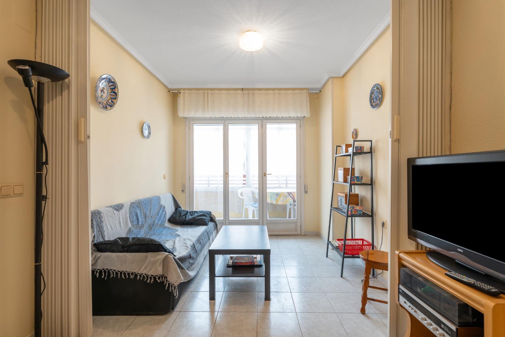 gallery image 1 of Bedroom Apartment with Pool Views in Torrevieja