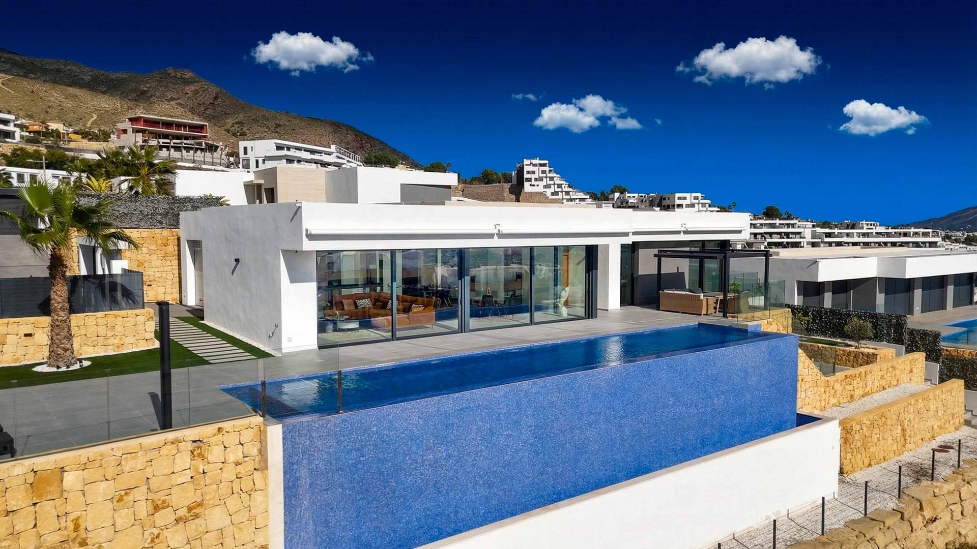 gallery image 1 of Luxury Contemporary Villa with Sea Views in Finestrat