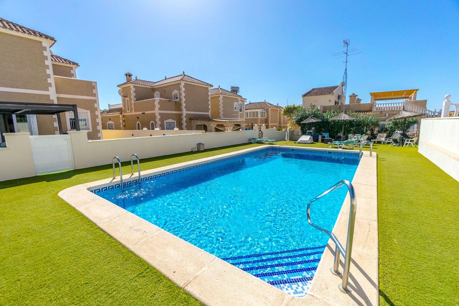 gallery image 1 of Detached Villa with Pool in Orihuela Costa