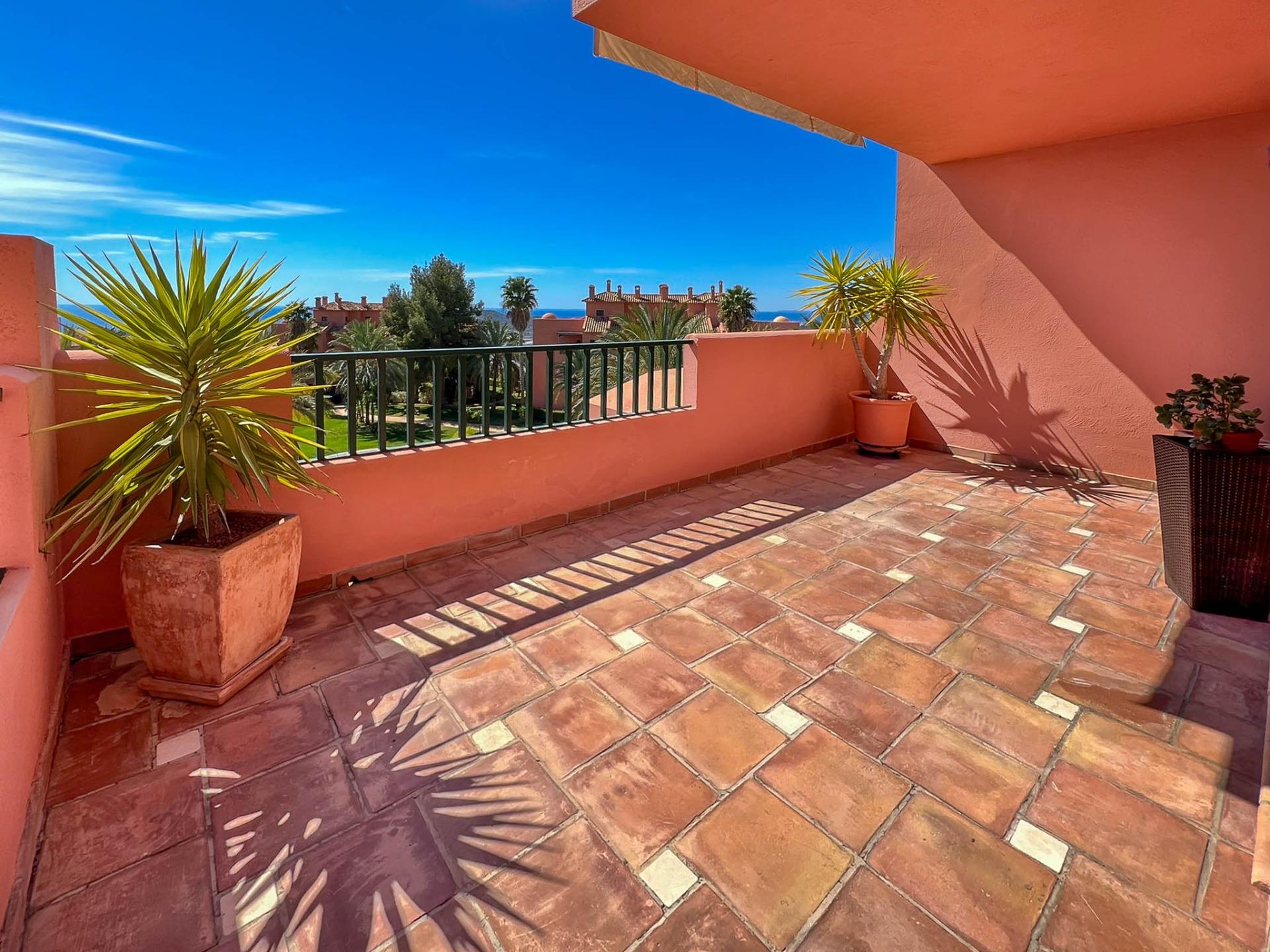 gallery image 4 of Luxury Duplex Penthouse with Sea Views, Finestrat