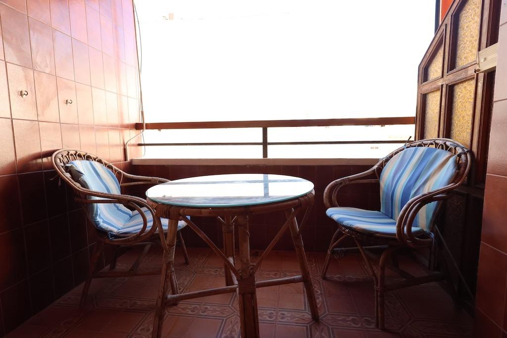 gallery image 1 of Spacious 3-Bed Apartment in Torrevieja Center