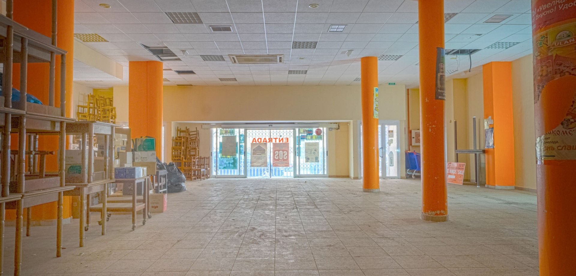 gallery image 1 of 