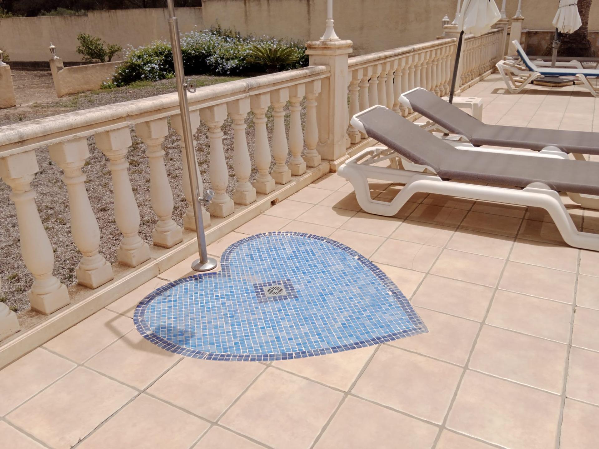 gallery image 3 of Exceptional Villa with Mini Golf in Alfaz del Pi