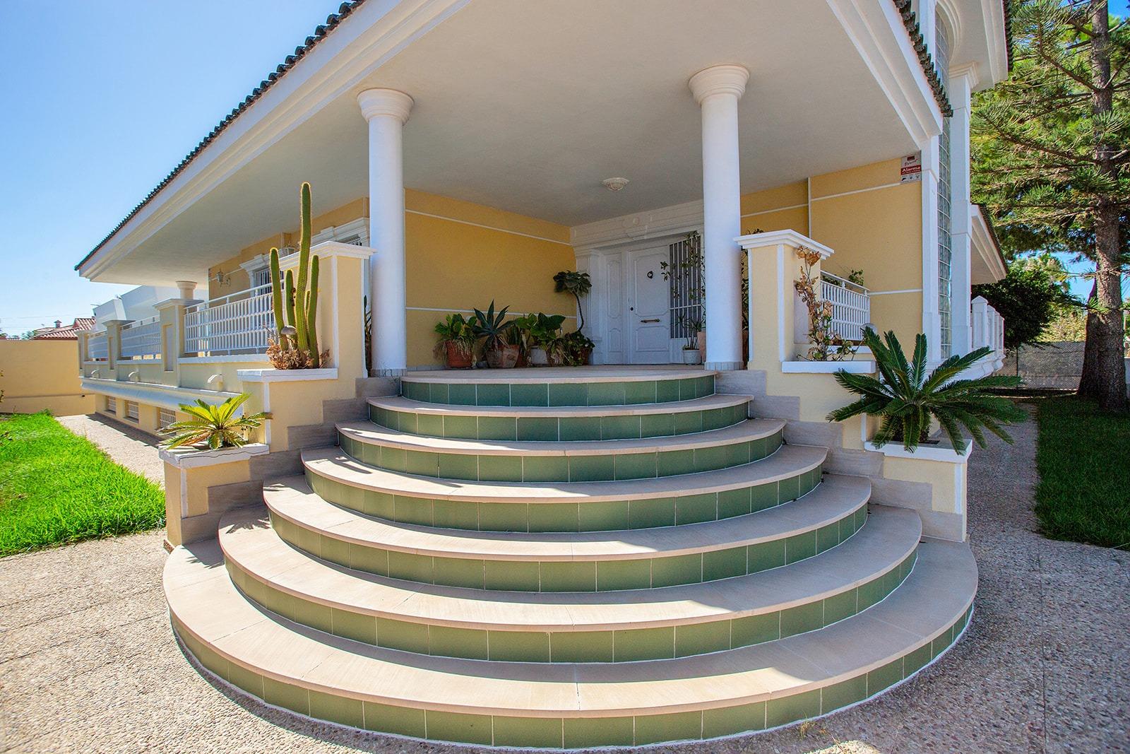 gallery image 3 of Opportunity for a luxury villa with more than 500m2 of living space