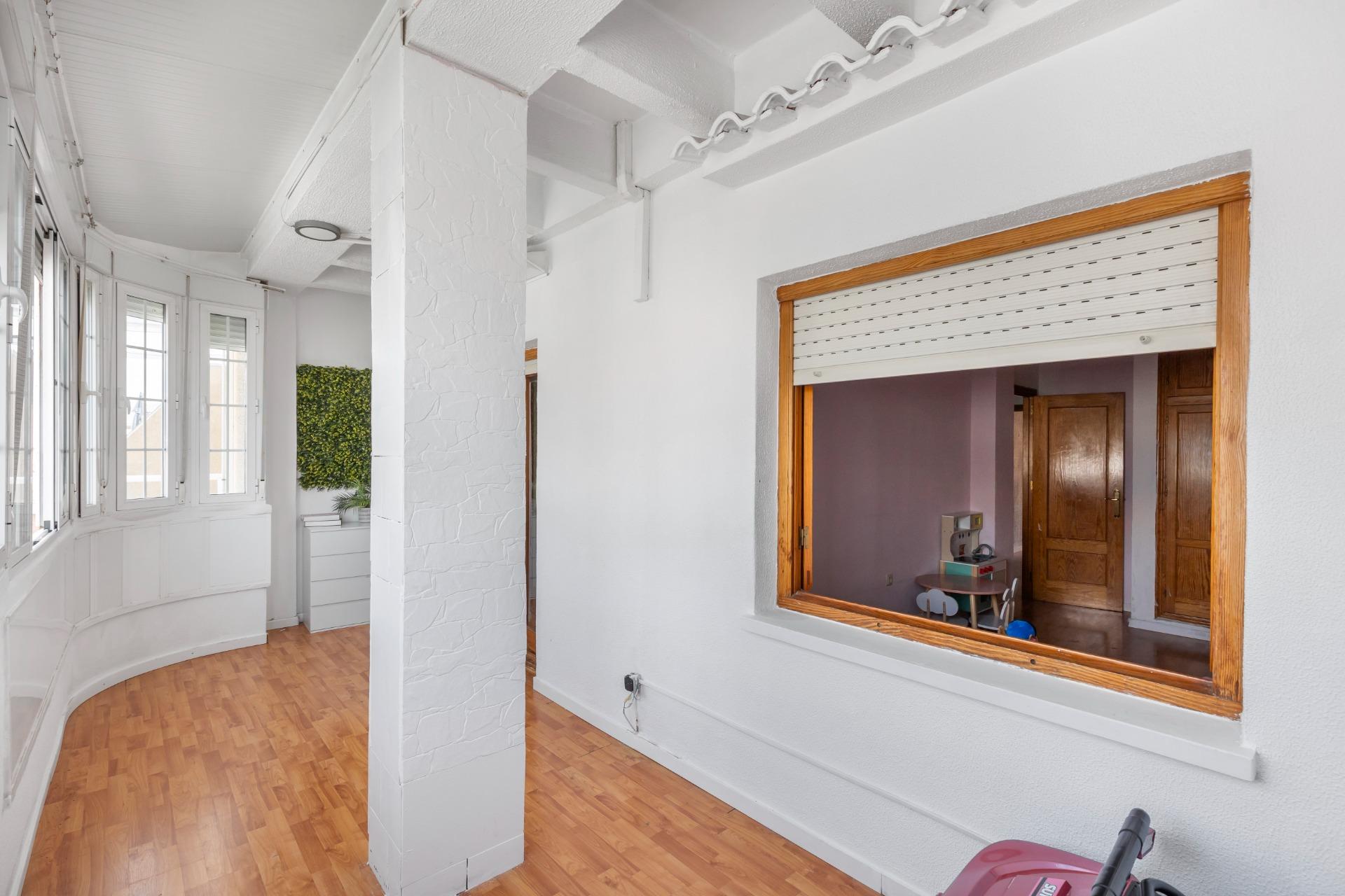 gallery image 2 of Sea-View Penthouse in Torrevieja