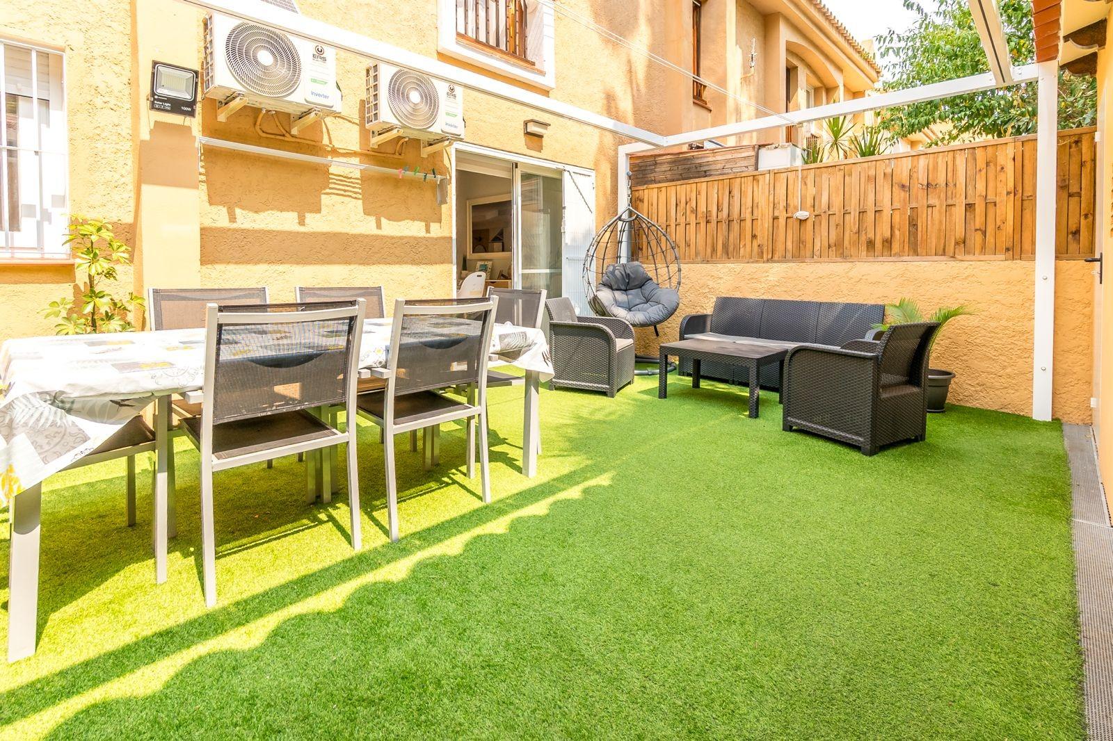 gallery image 1 of Renovated Ground Floor Apartment in Albir