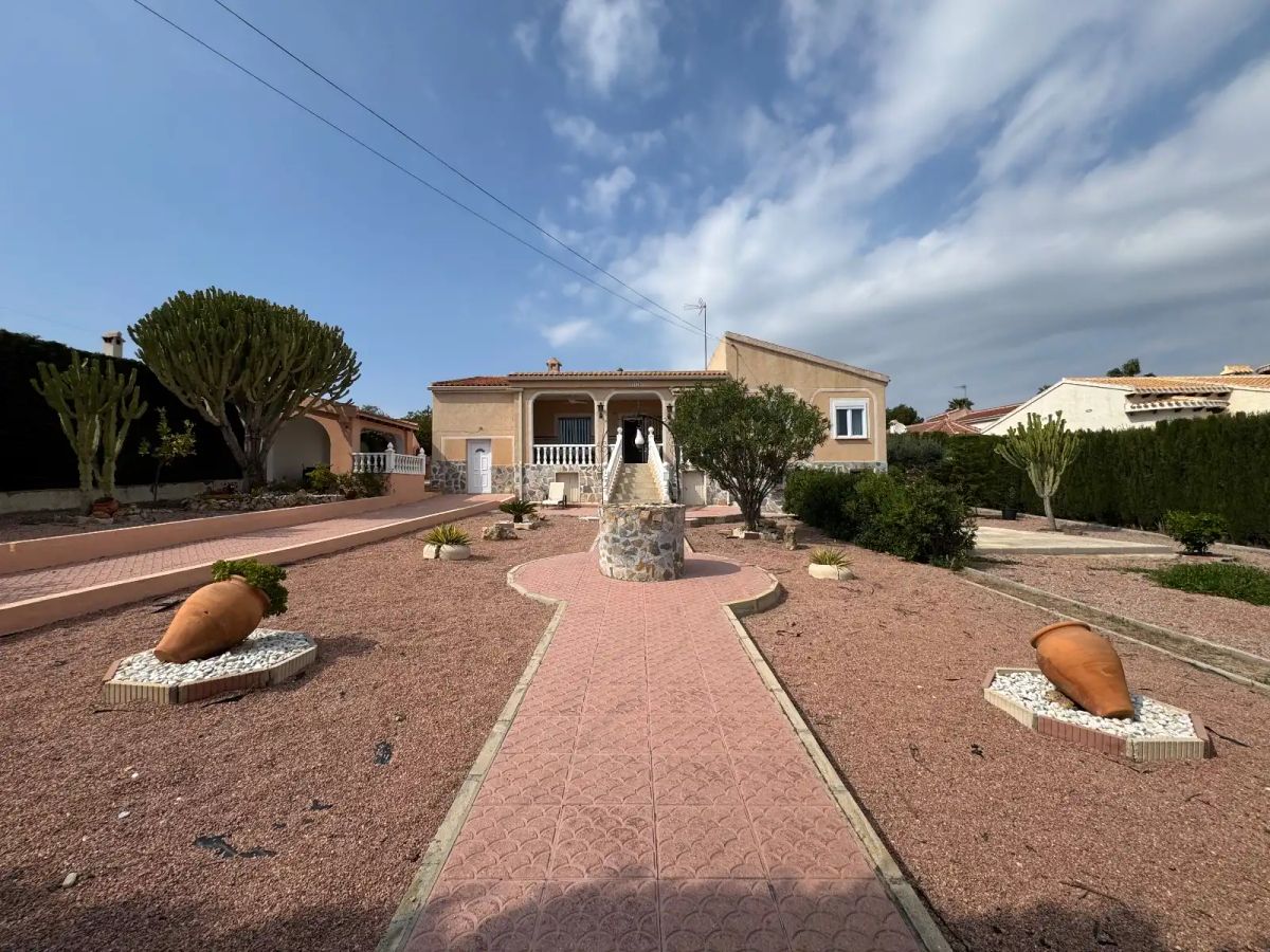 gallery image 1 of DETACHED_VILLA - Ciudad Quesada