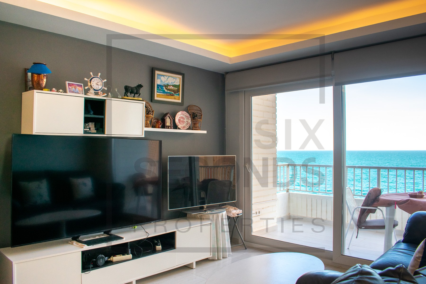 gallery image 2 of 
